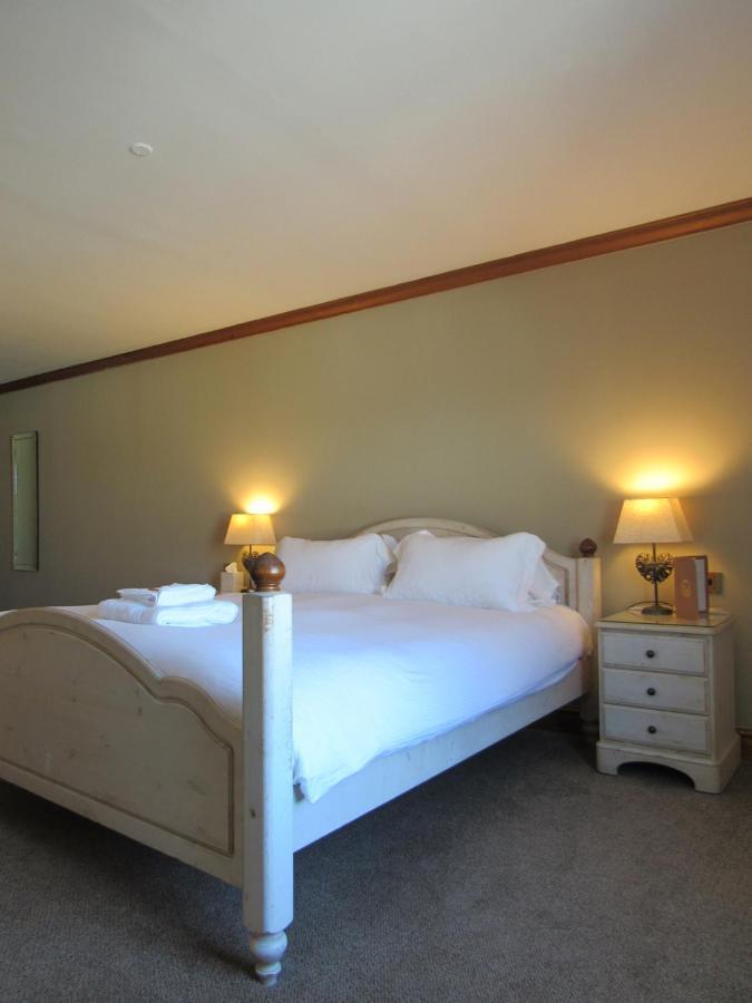 The Vestry Hotel Чичестър Екстериор снимка