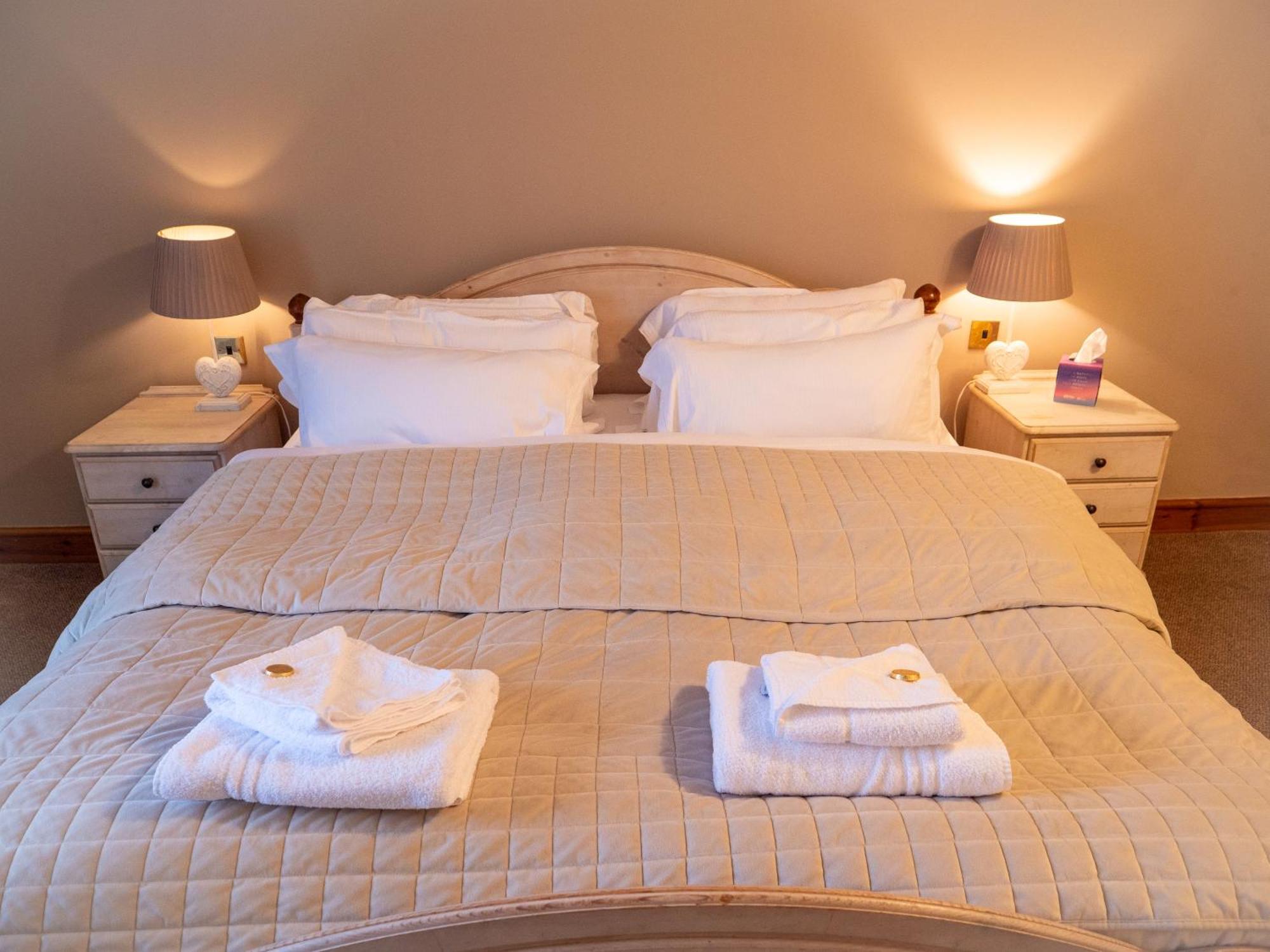The Vestry Hotel Чичестър Екстериор снимка