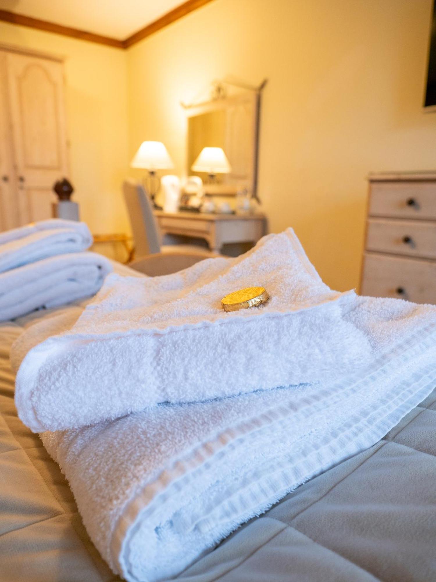 The Vestry Hotel Чичестър Екстериор снимка